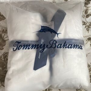 Tommy Bahama White flannel throw  blanket